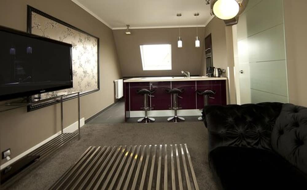 Deluxe Suite photo 3