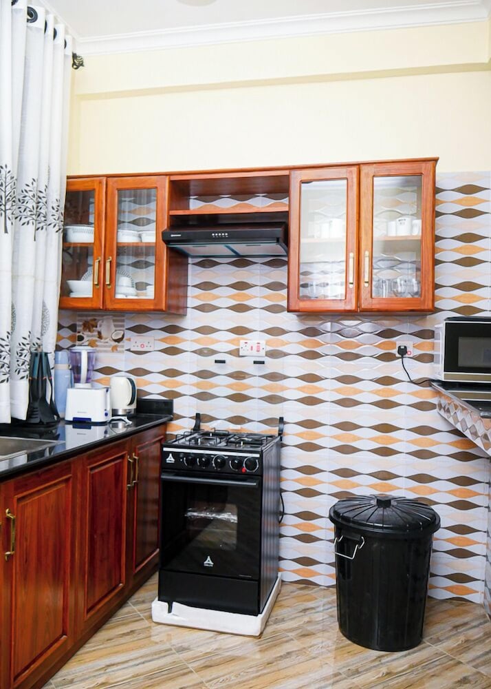 Executive Suite, 2 Bedrooms, Balcony, Garden View