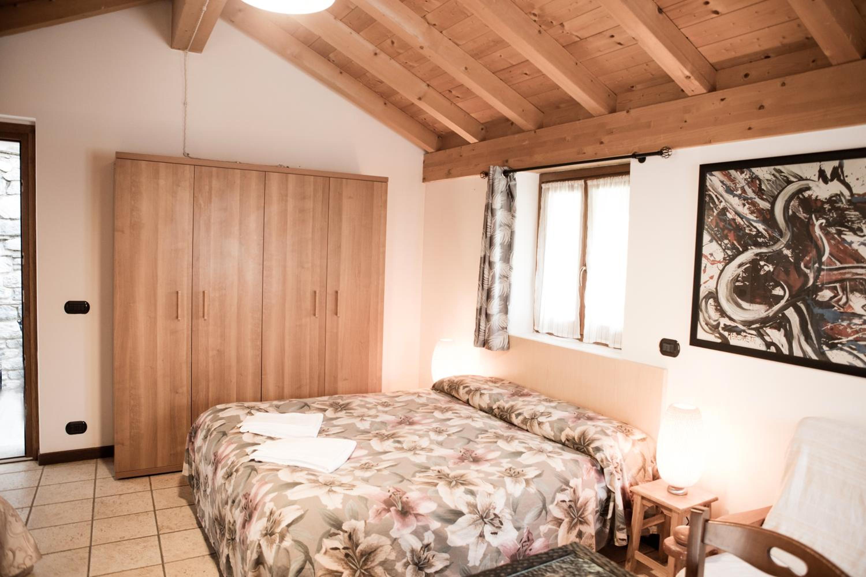Standard Triple Room photo 3