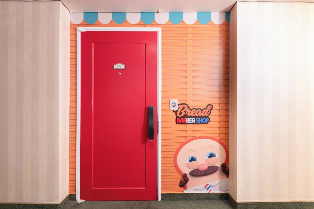 [Valley Village] Bread Barbershop (Character Room) photo 2