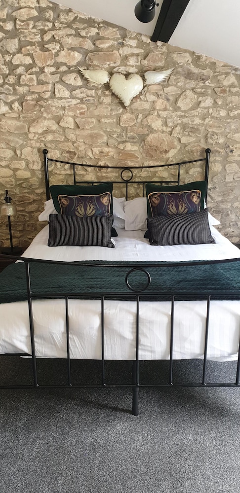 Comfort Suite, Ensuite, Courtyard View (HAZEL) photo 2