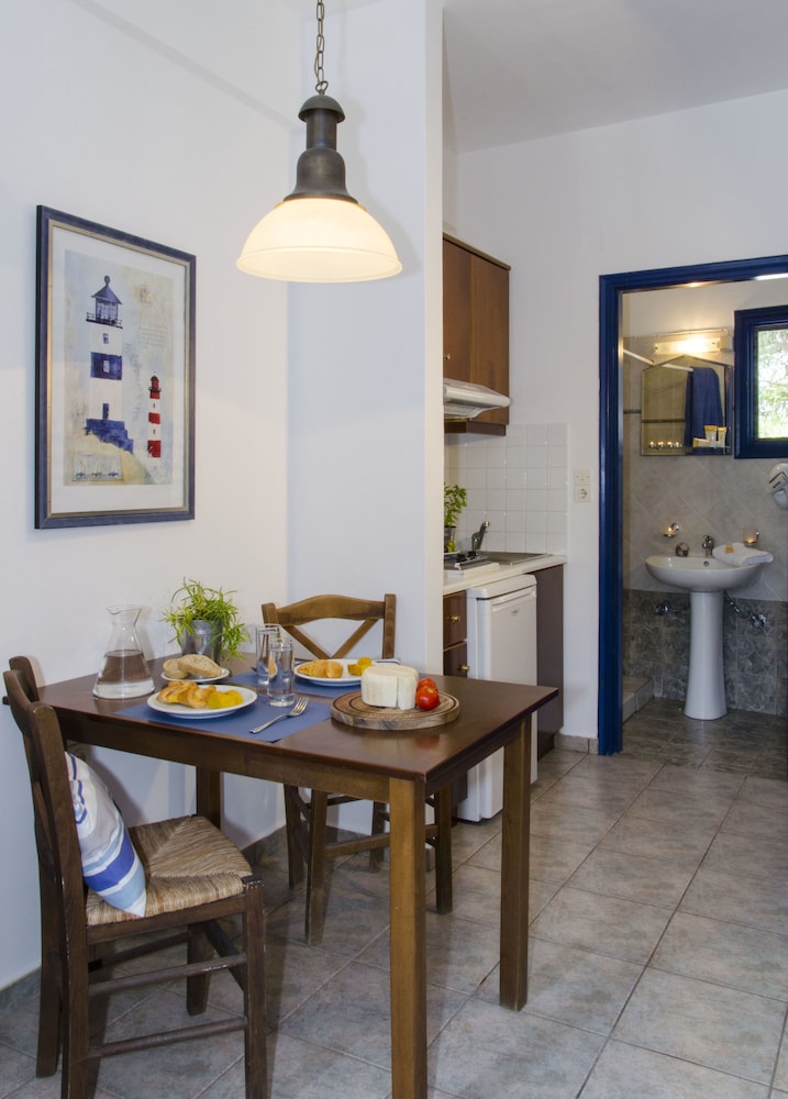 Studio, Garden View - Photo 2