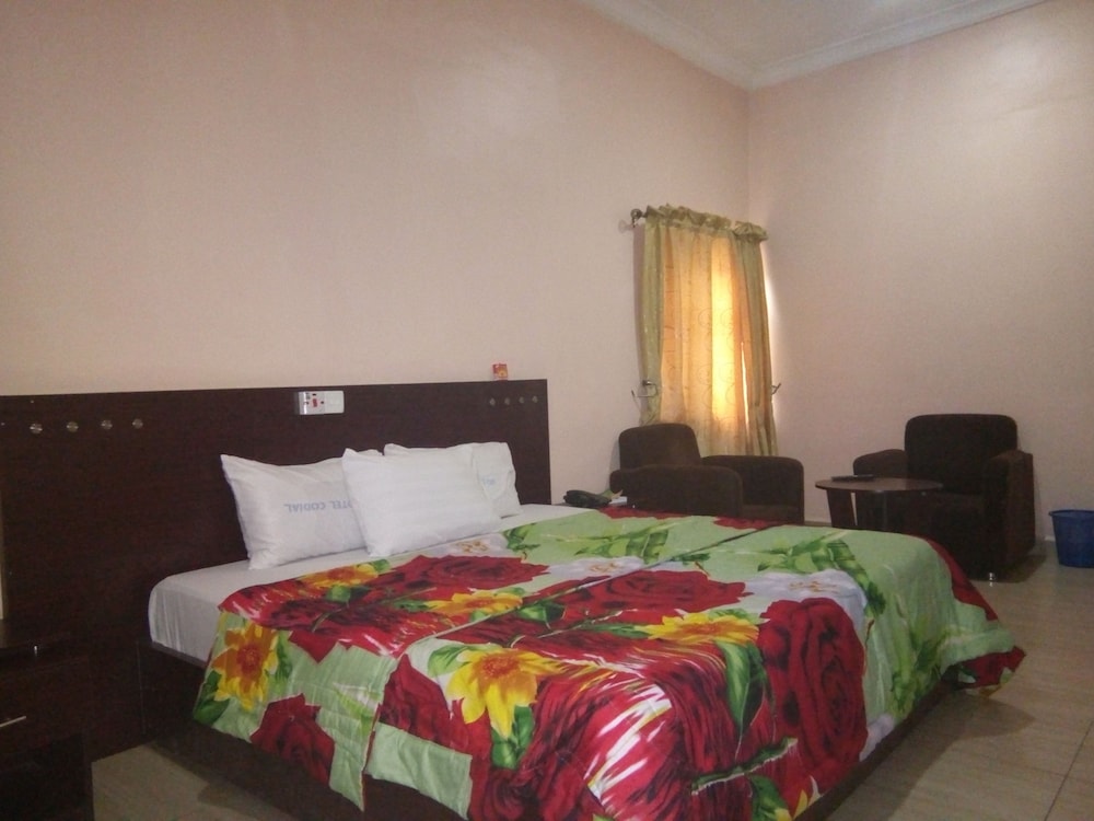 Exclusive Suite (Mini)