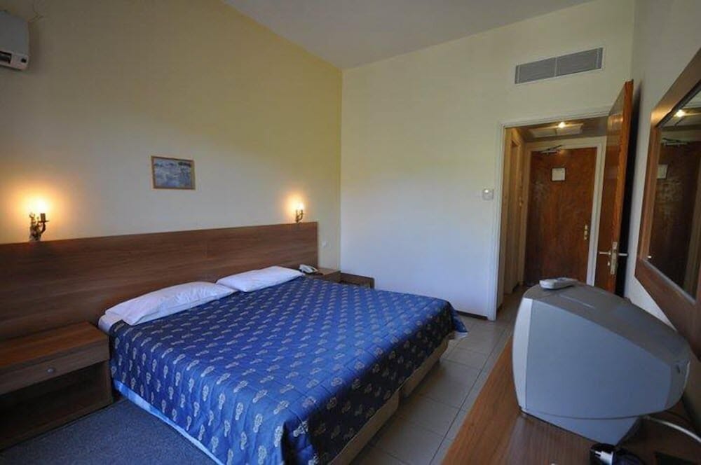 Twin Room, 2 Twin Beds, Garden View