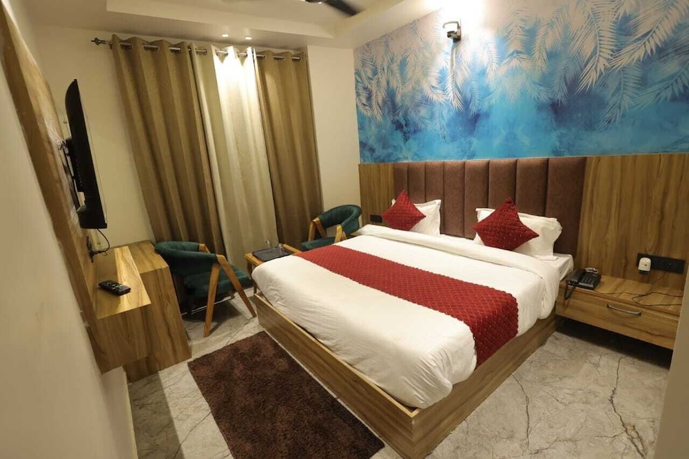 Luxury Room