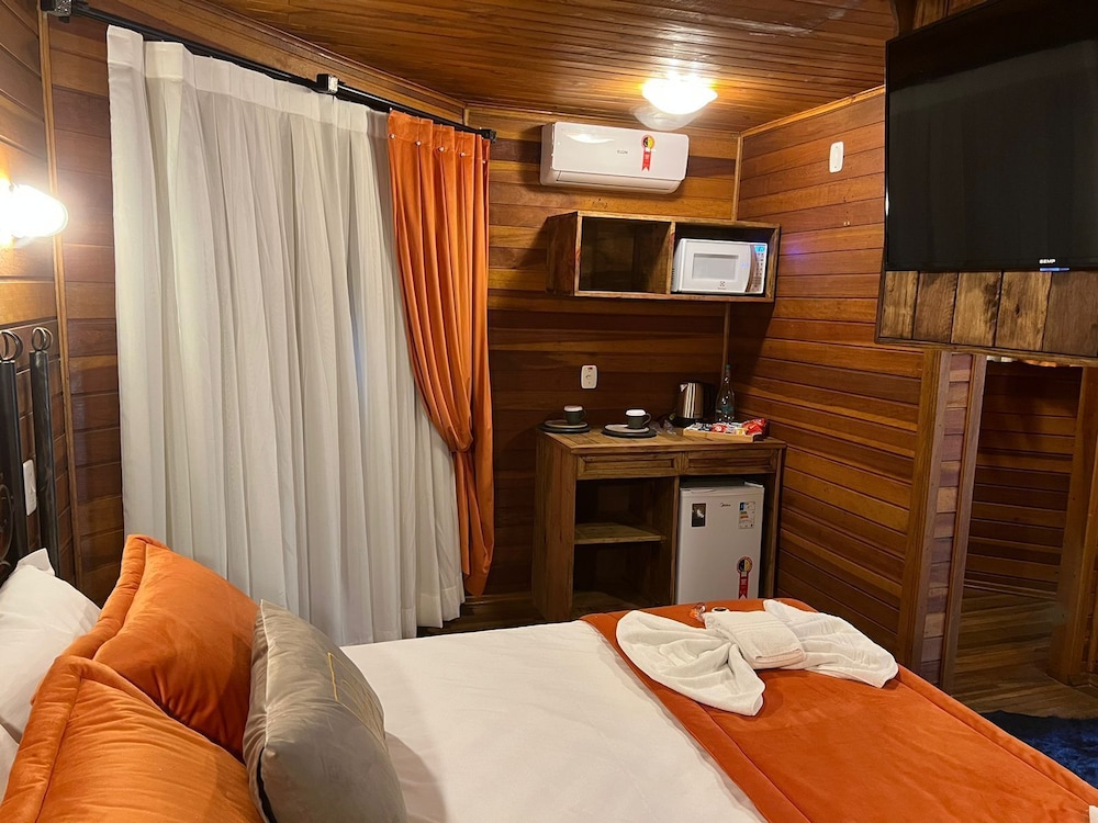 Standard Cabin photo 3