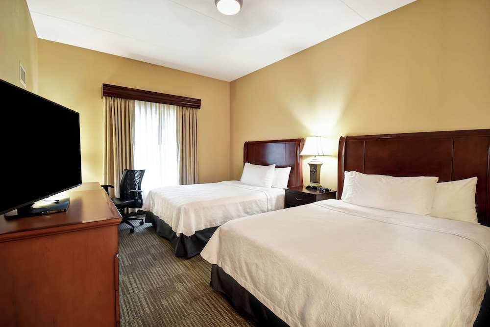 Suite, 2 Queen Beds - Photo 3