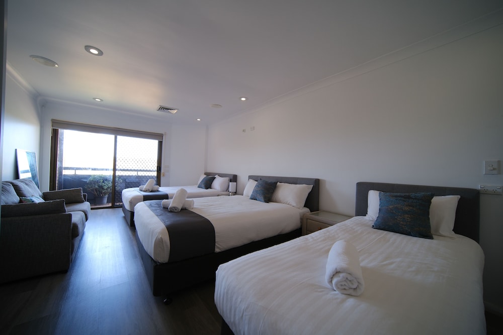 Lakeside Two Bedroom Apartment