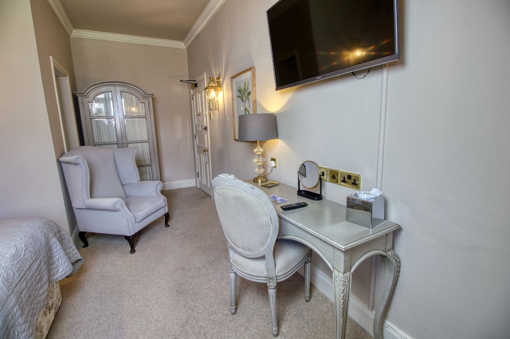 Courtyard Superior Room - Photo 2