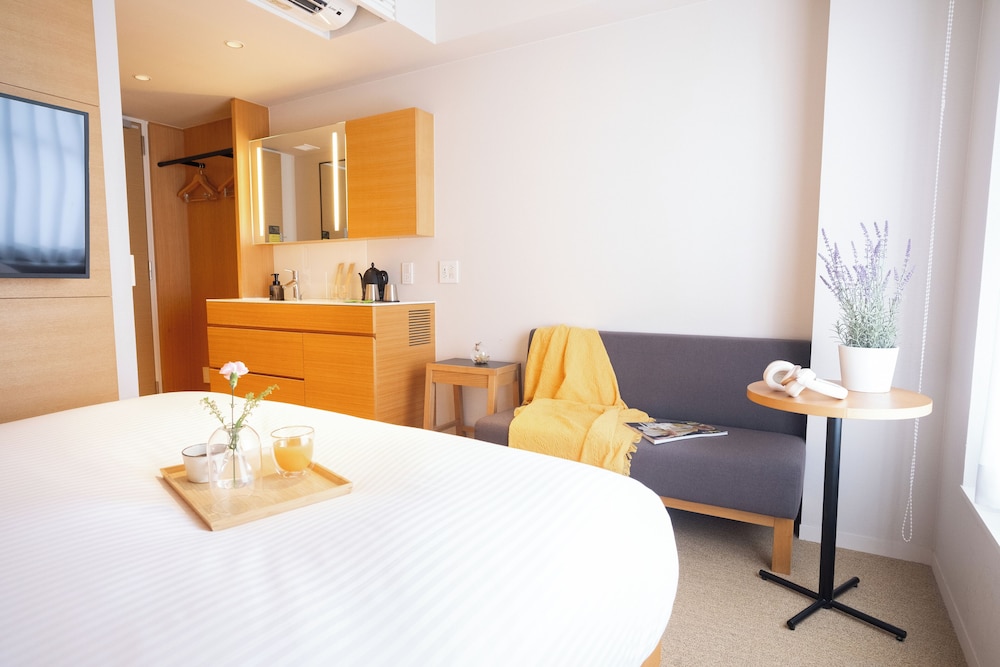 Essential 20 Queen With bathtub (Non smoking) - Photo 3
