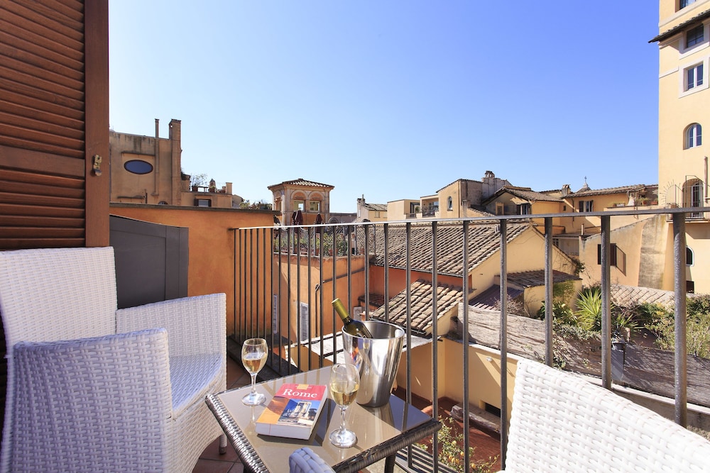 Deluxe Double Room, Balcony