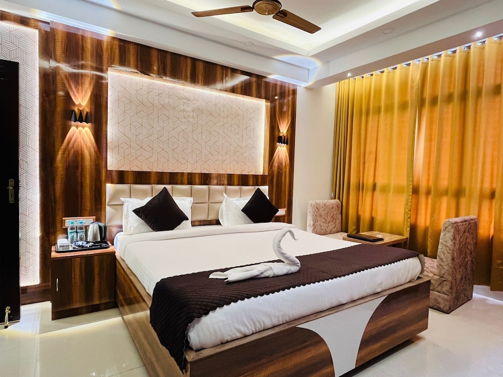 Luxury Studio Suite, River View