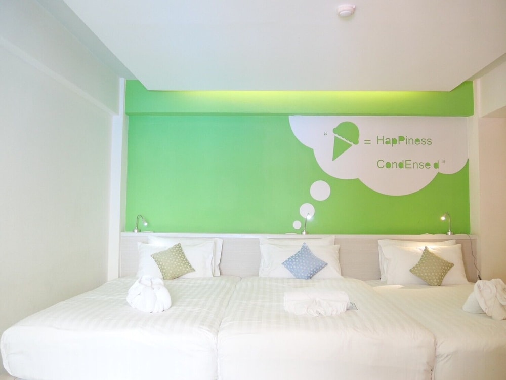 Deluxe Triple Room - Photo 22