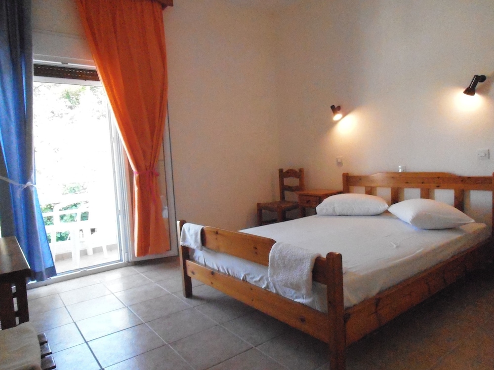 Basic Double or Twin Room