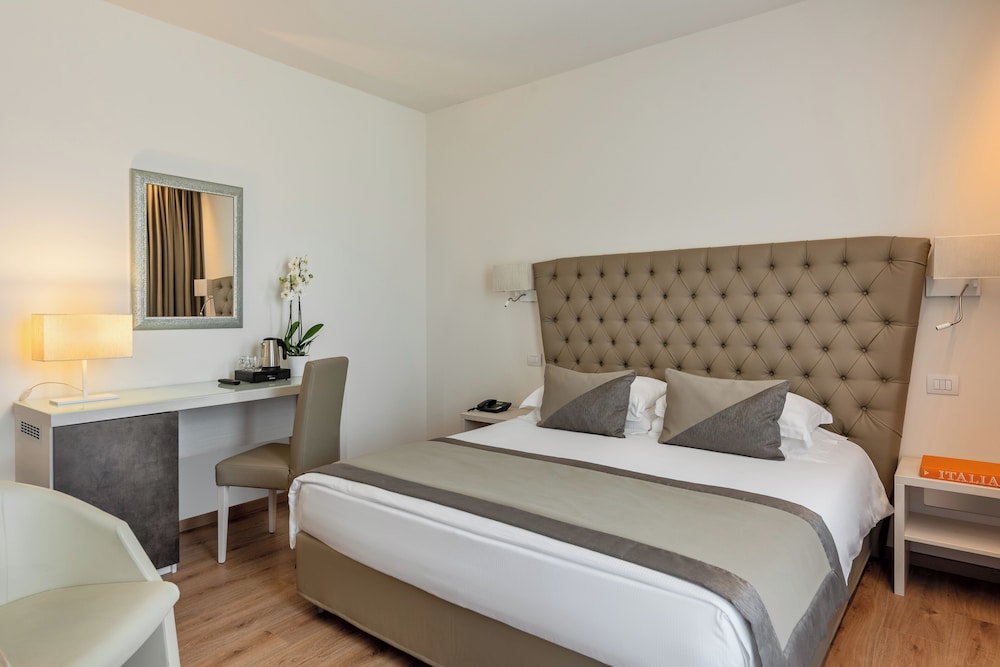 Superior Junior Suite - Photo 1