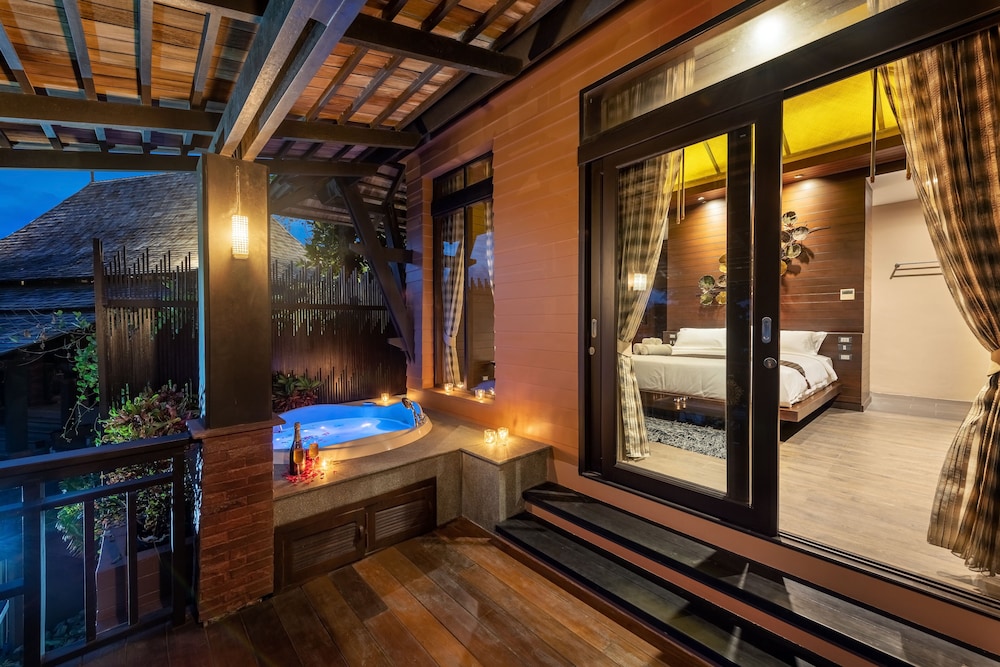 Junior Suite Jacuzzi Seaview - Photo 3