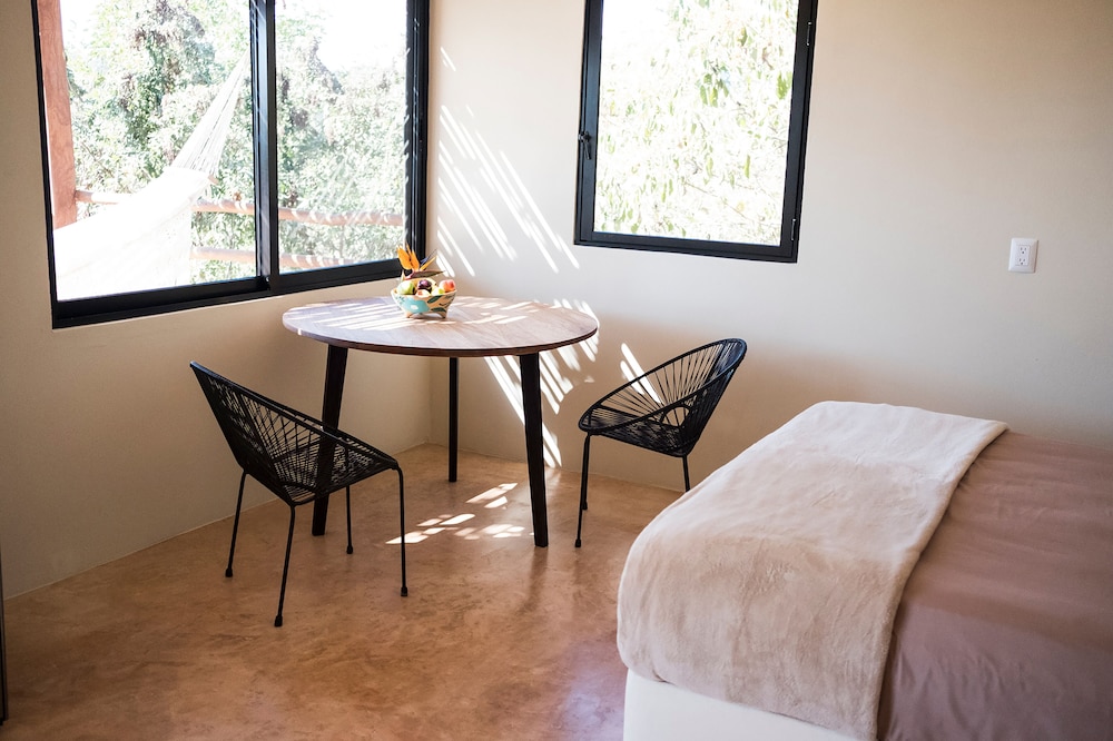 Panoramic Room