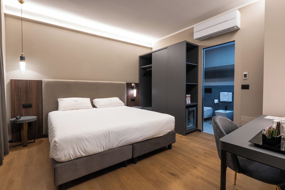 Standard Double Room Single Use