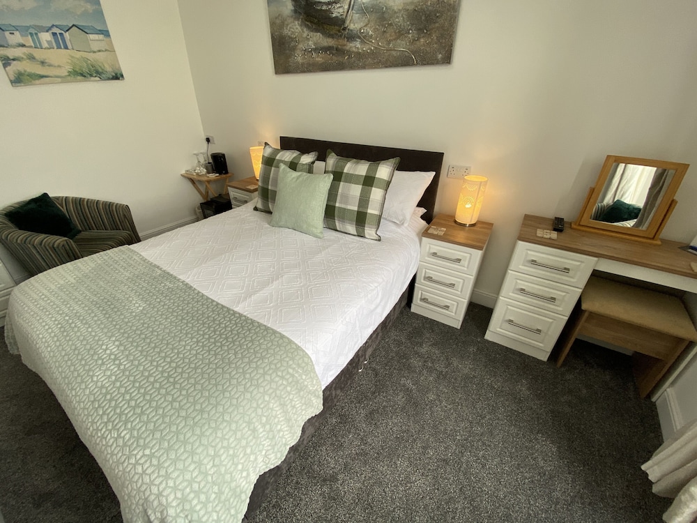 Deluxe Double Room, 1 King Bed, Non Smoking photo 2