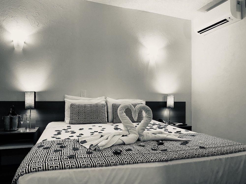 Deluxe Double Room, 1 Double Bed photo 2