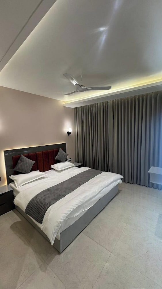 Standard Double Room, Mountain View