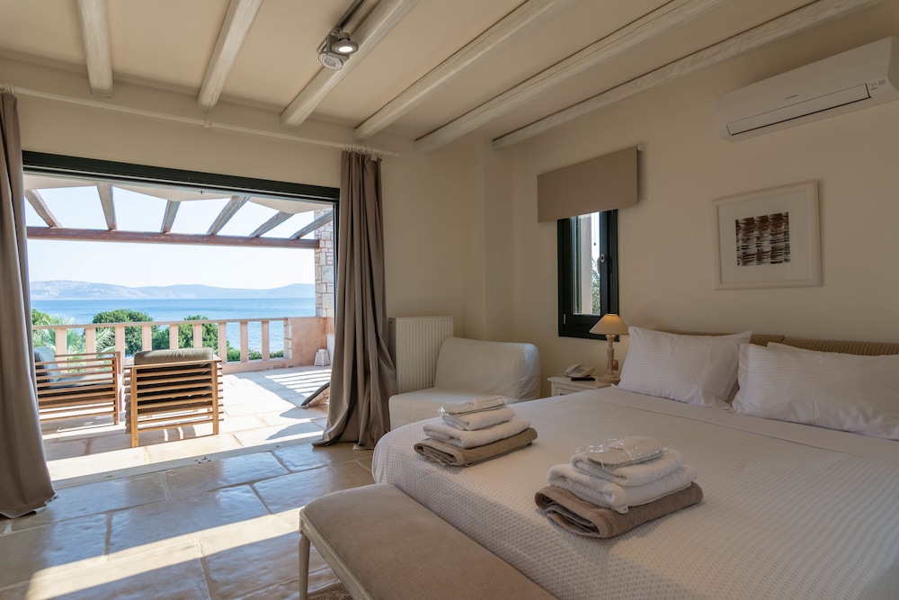 Suite, Balcony, Sea View photo 1