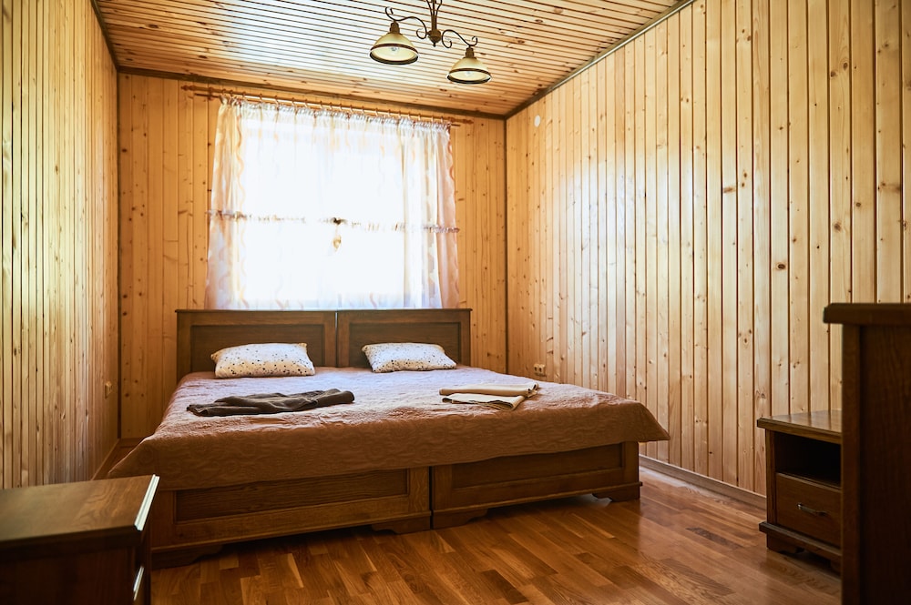 Standard Double or Twin Room, Shared Bathroom photo 1