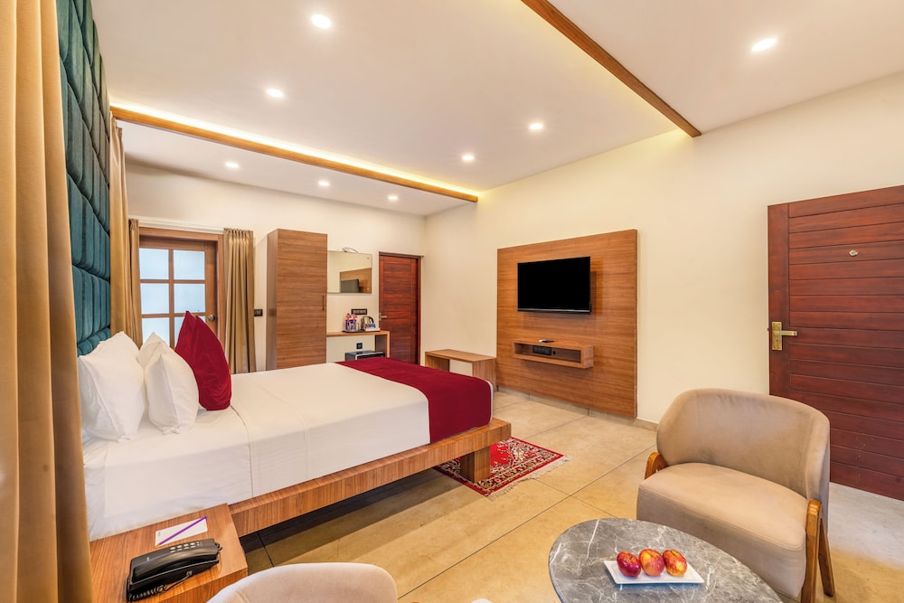 Pool Villa with Sit-out