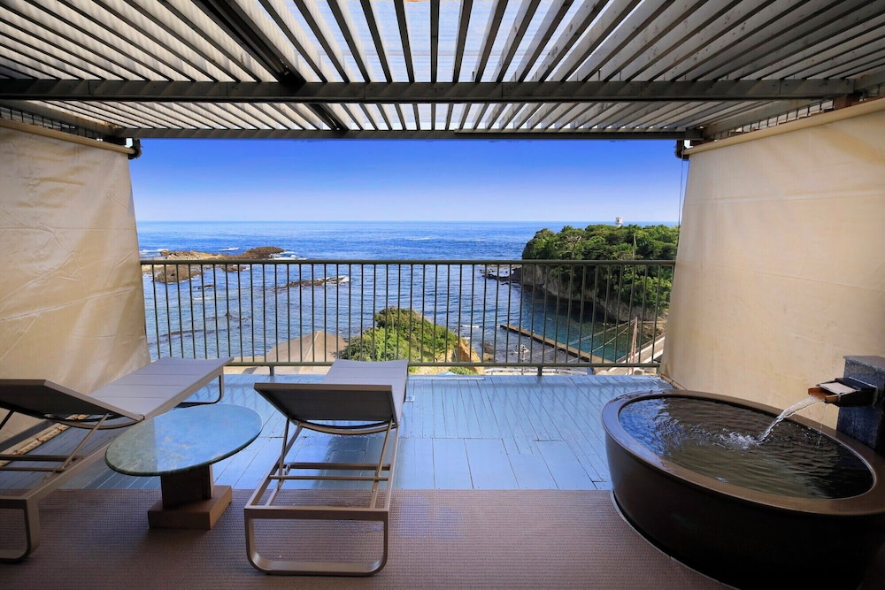 Superior Twin Room with Private Terrace and open-air bath, Non Smoking - Photo 8
