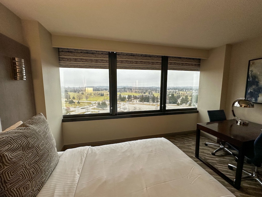 Deluxe Room, 2 Queen Beds, Golf View, Tower (Tower Deluxe Queen Beds) - Photo 5