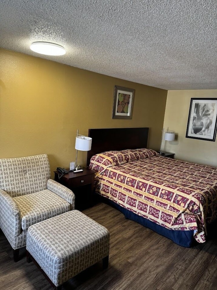 Basic Room photo 2