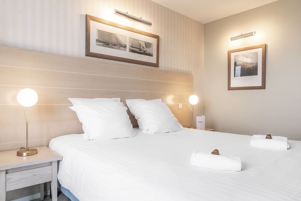 Room, 1 Double Bed - Photo 4