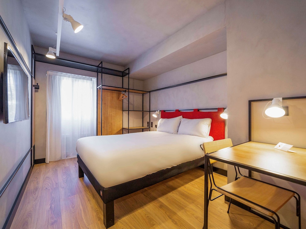 Superior Double Room, 1 Queen Bed, Balcony