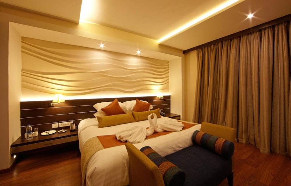 Junior Studio Suite, 1 Bedroom, City View photo 2
