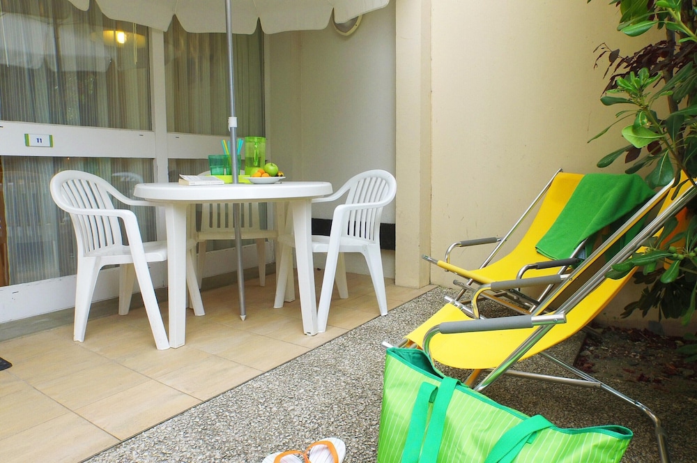 Apartment photo 3