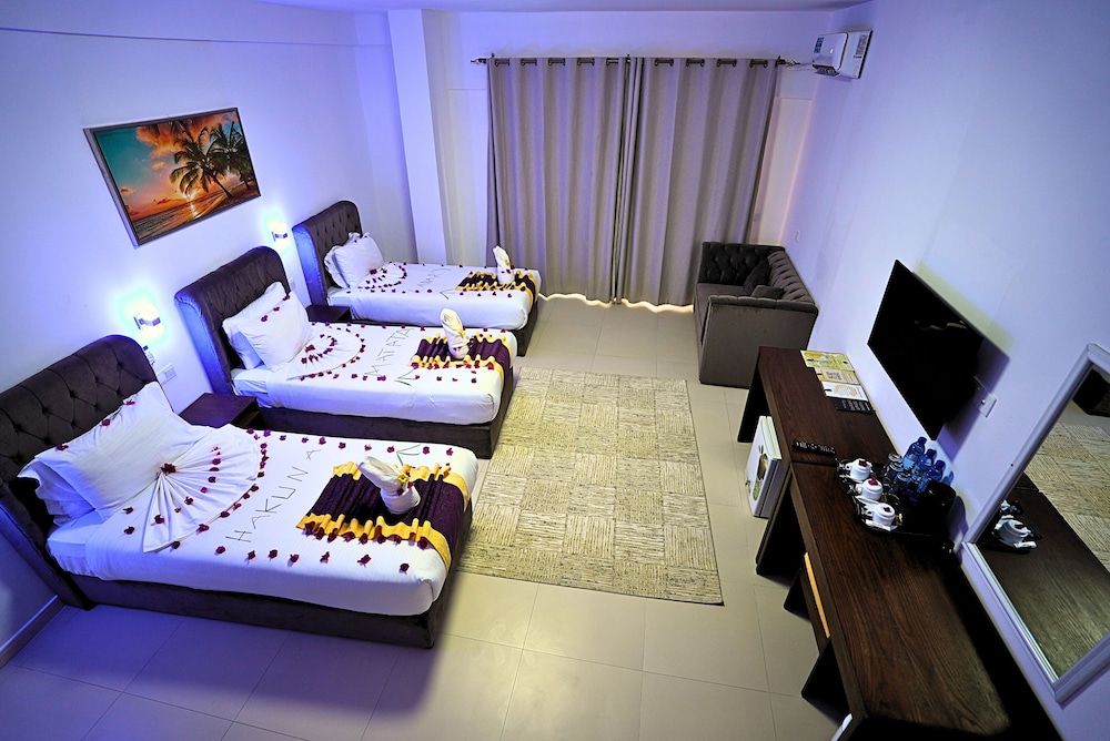 Elite Triple Room photo 1