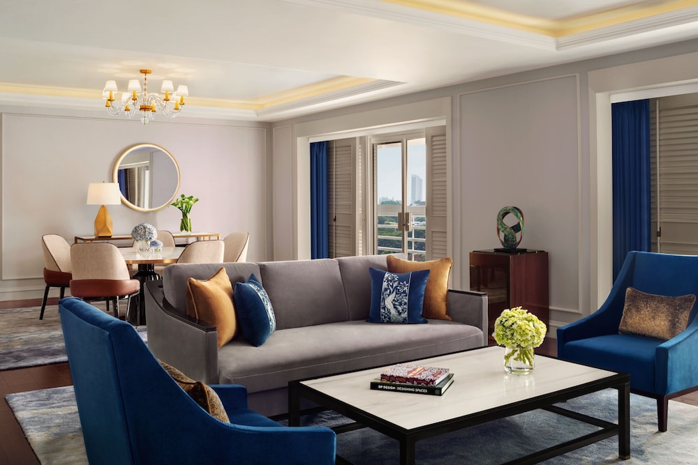 Suite, 1 Bedroom, Balcony (Empire) - Photo 2