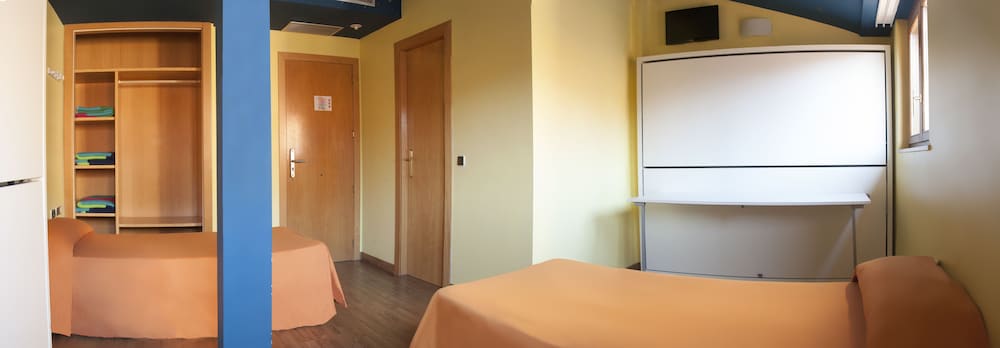 Room for 5 people photo 2