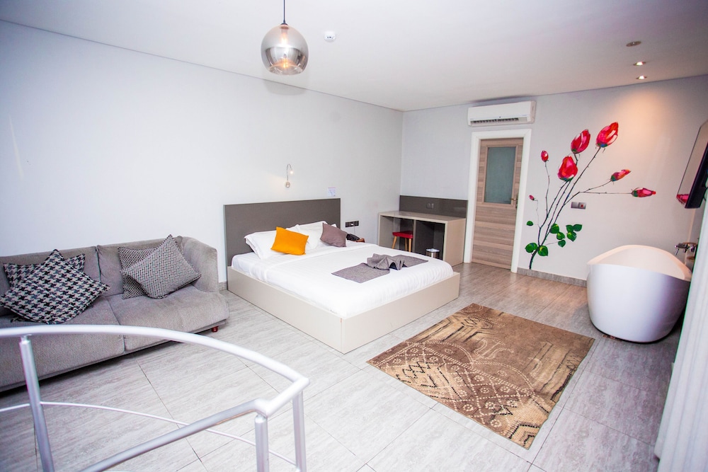 Duplex photo 1