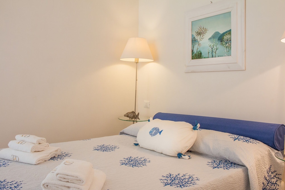 Apartment, 3 Bedrooms, Terrace, Sea View