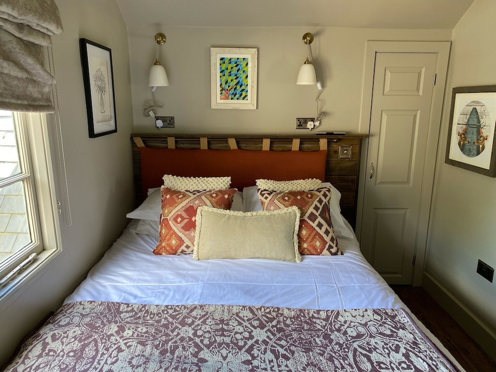 Double Room, Ensuite (Bambi )