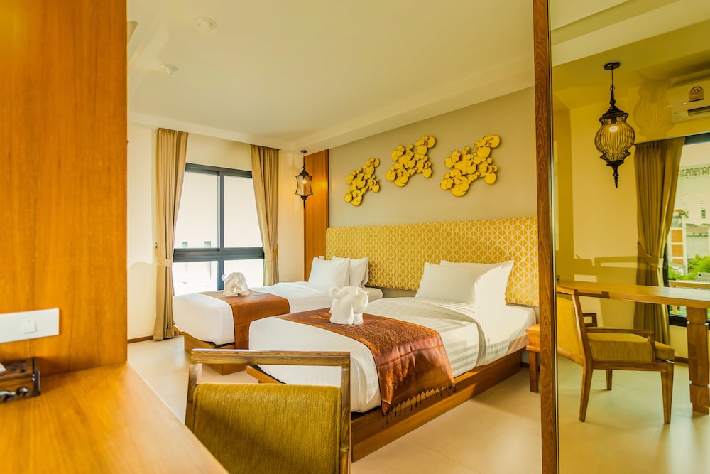 Premier Twin Room photo 3