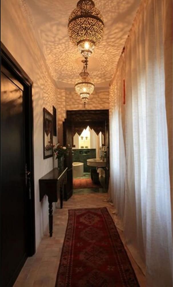 Royal Suite photo 2