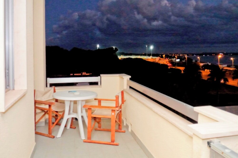 Apartment, 2 Bedrooms, Balcony, Ocean View