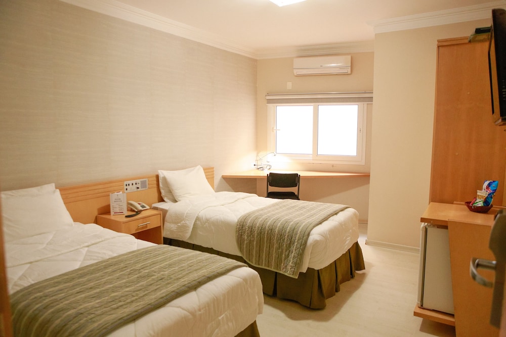 Deluxe Twin Room - Photo 1