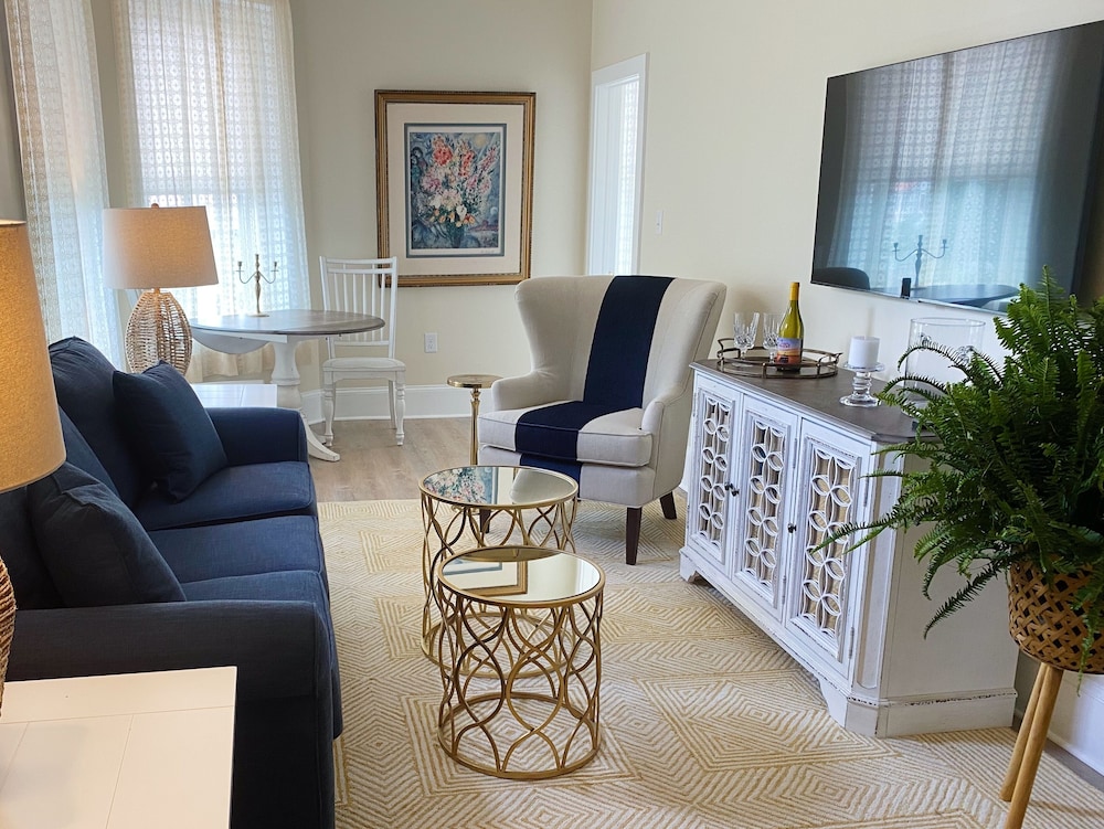 Patricia Suite photo 1