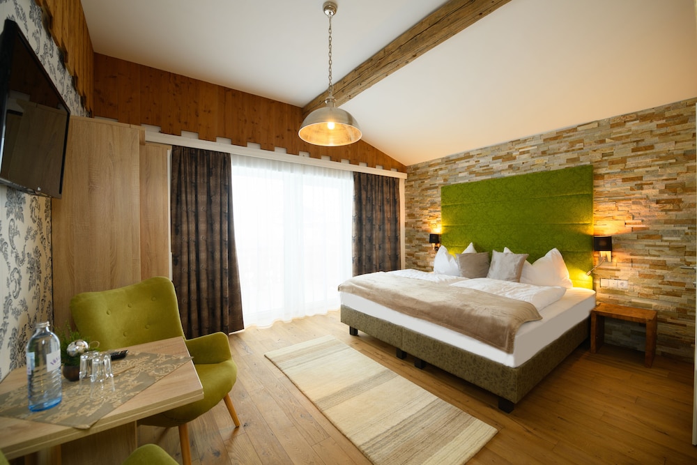 Double Room, Mountain View photo 3