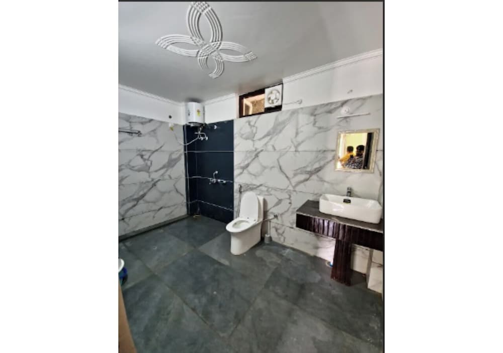 Standard Room photo 3
