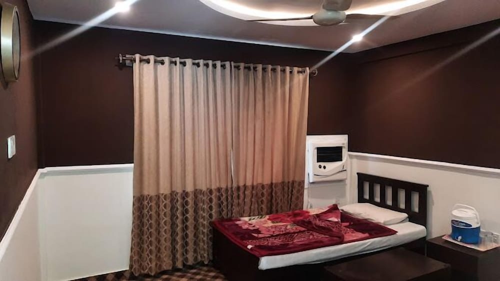 Deluxe Double Room photo 3