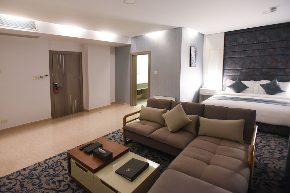 Family Suite - Photo 4